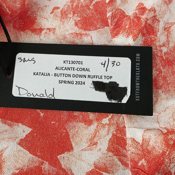 KUT FROM THE KLOTH KATALIA SLEEVELESS RUFFLE BUTTON UP TOP Size M - Picture 12 of 13